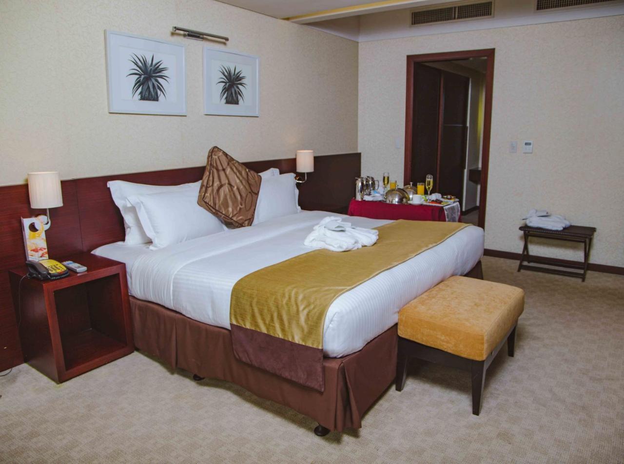 Hotel De Convencoes De Talatona Hcta Luanda Eksteriør billede